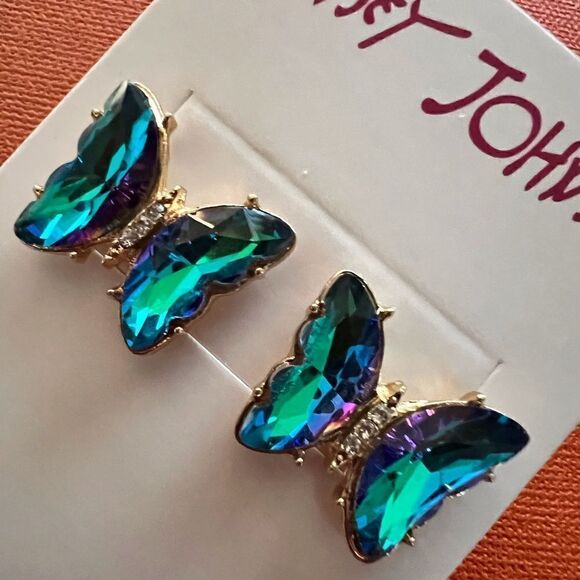 🦋 Betsey Johnson sparkling crystal butterfly earrings 🦋 - Picture 5 of 6
